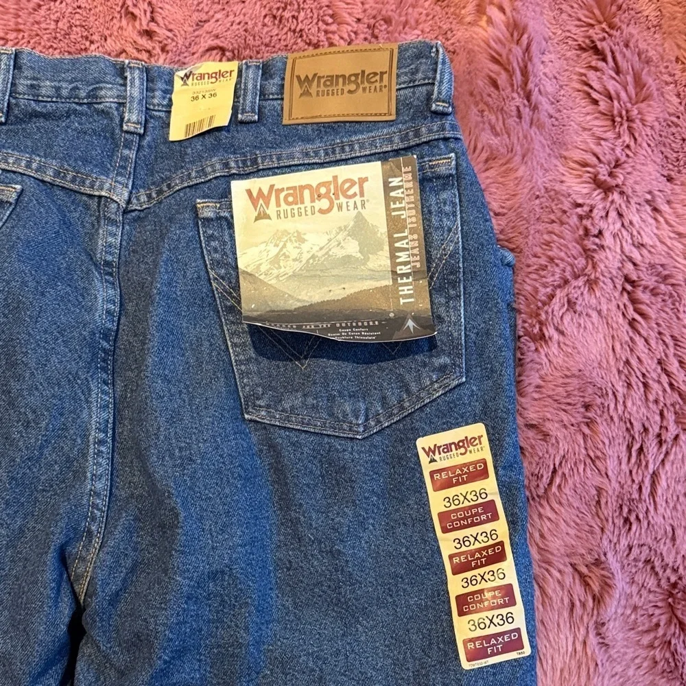 NWT Wrangler Men's Rugged Wear Relaxed Fit Thermal Jeans blue fleece lined 36x36